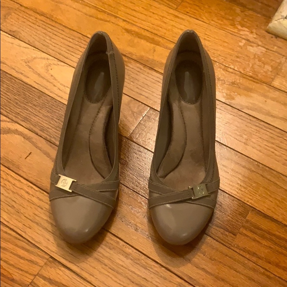 Giani Bernini grey high heels